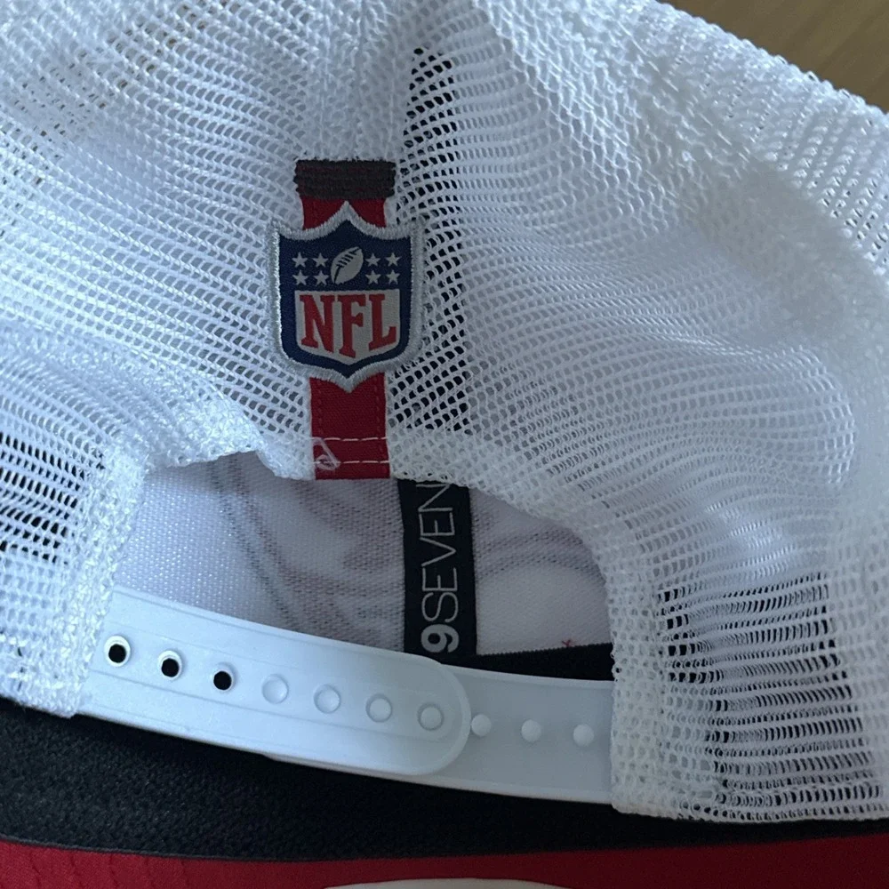 Tampa Bay Buccaneers New‎ Era 9SEVENTY Stretch-Snap 2024 White Hat NFL NWT OSFM